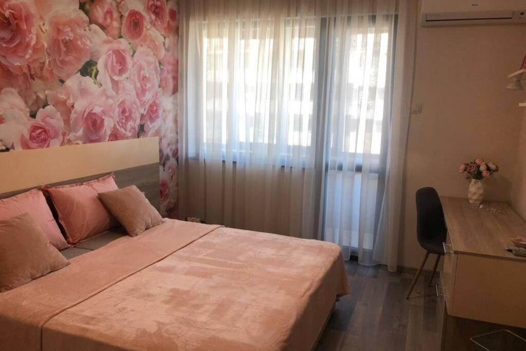 Lovely 3-Bedroom Apartment For 7 Ppl At The Centre فارنا المظهر الخارجي الصورة
